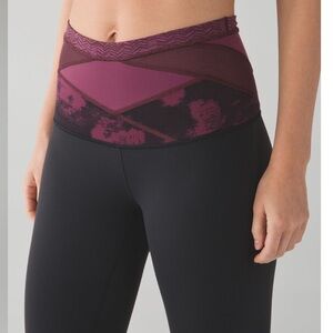 🔥 RARE Lululemon Wunder Under Tights – Size 4 (Tall, High-Rise)
